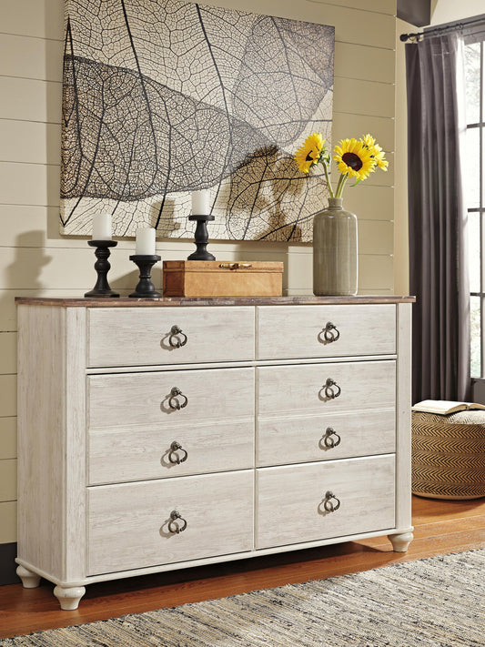 Willowton Six Drawer Dresser