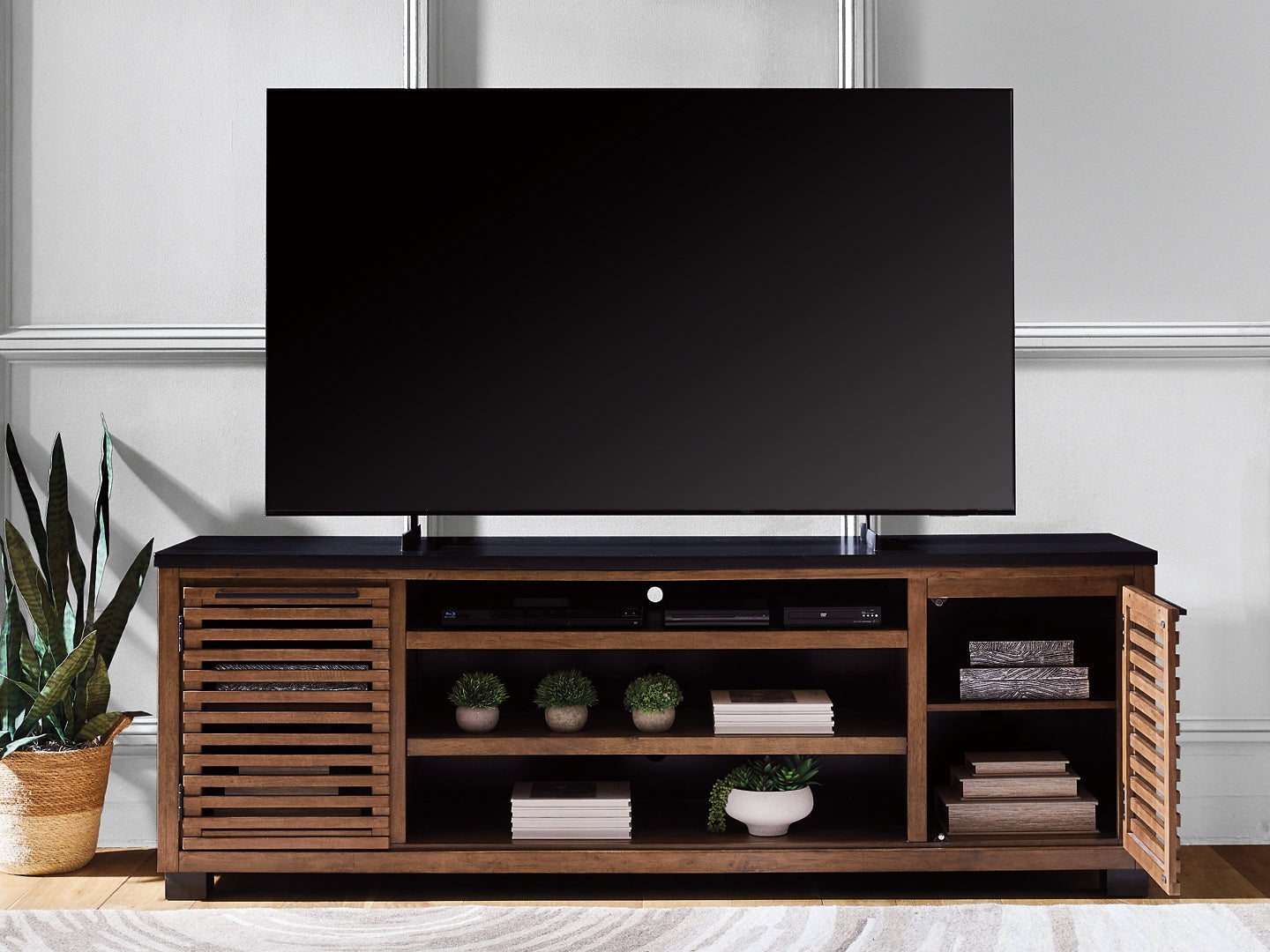 Kallari XL TV Stand w/Fireplace Option